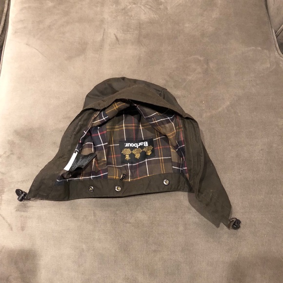 barbour quilted jacket canada